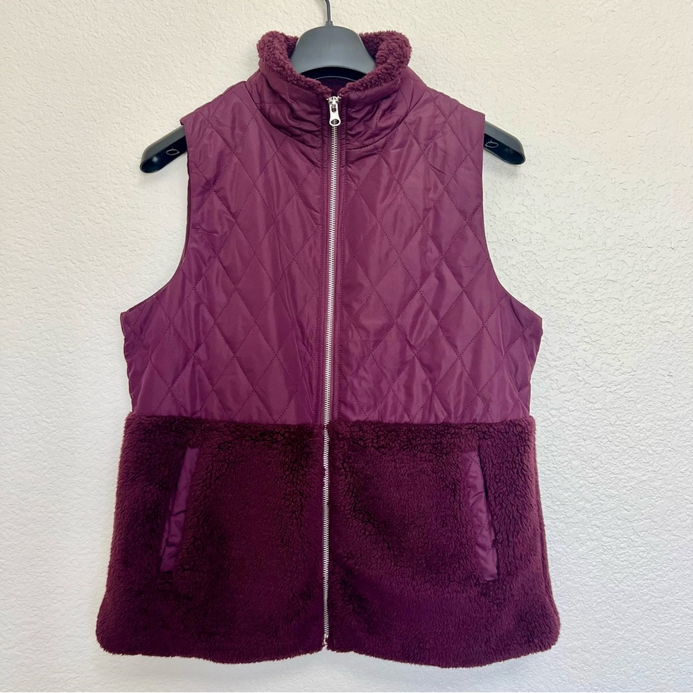 Ease Of Motion Quilted Sherpa Maroon Vest Women’s Brand New Size M